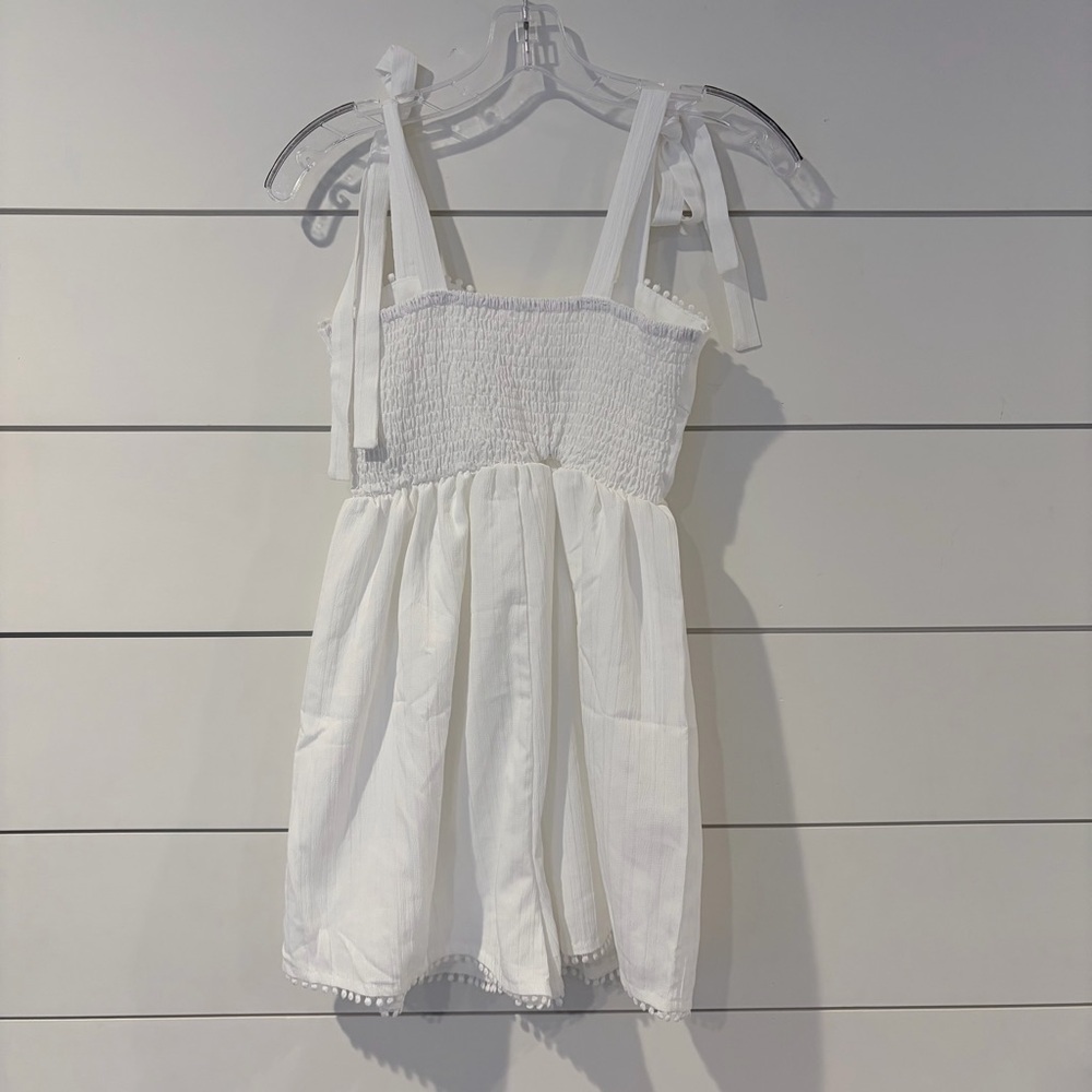 Romantic White Tie Shoulder Smocked Romper Breezy Feminine Summer S Cottagecore - Picture 3 of 10